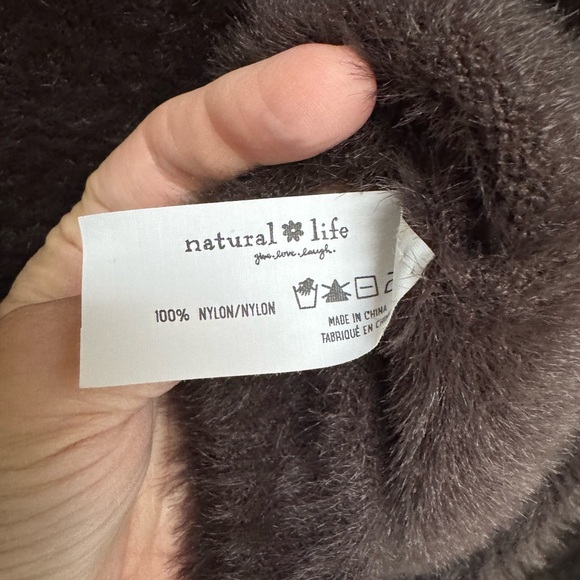 Natural Life Cropped Fuzzy Sweater - Picture 4 of 4